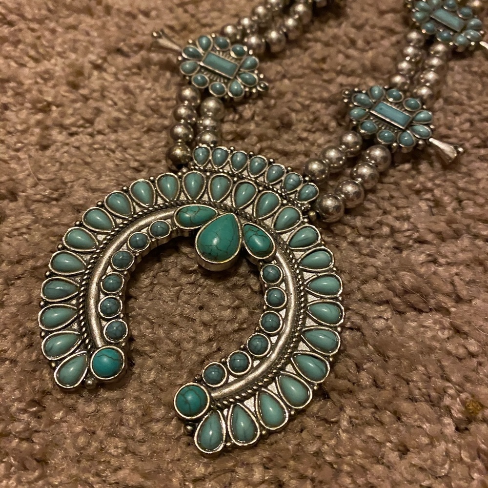 Turquoise/Silver Necklace